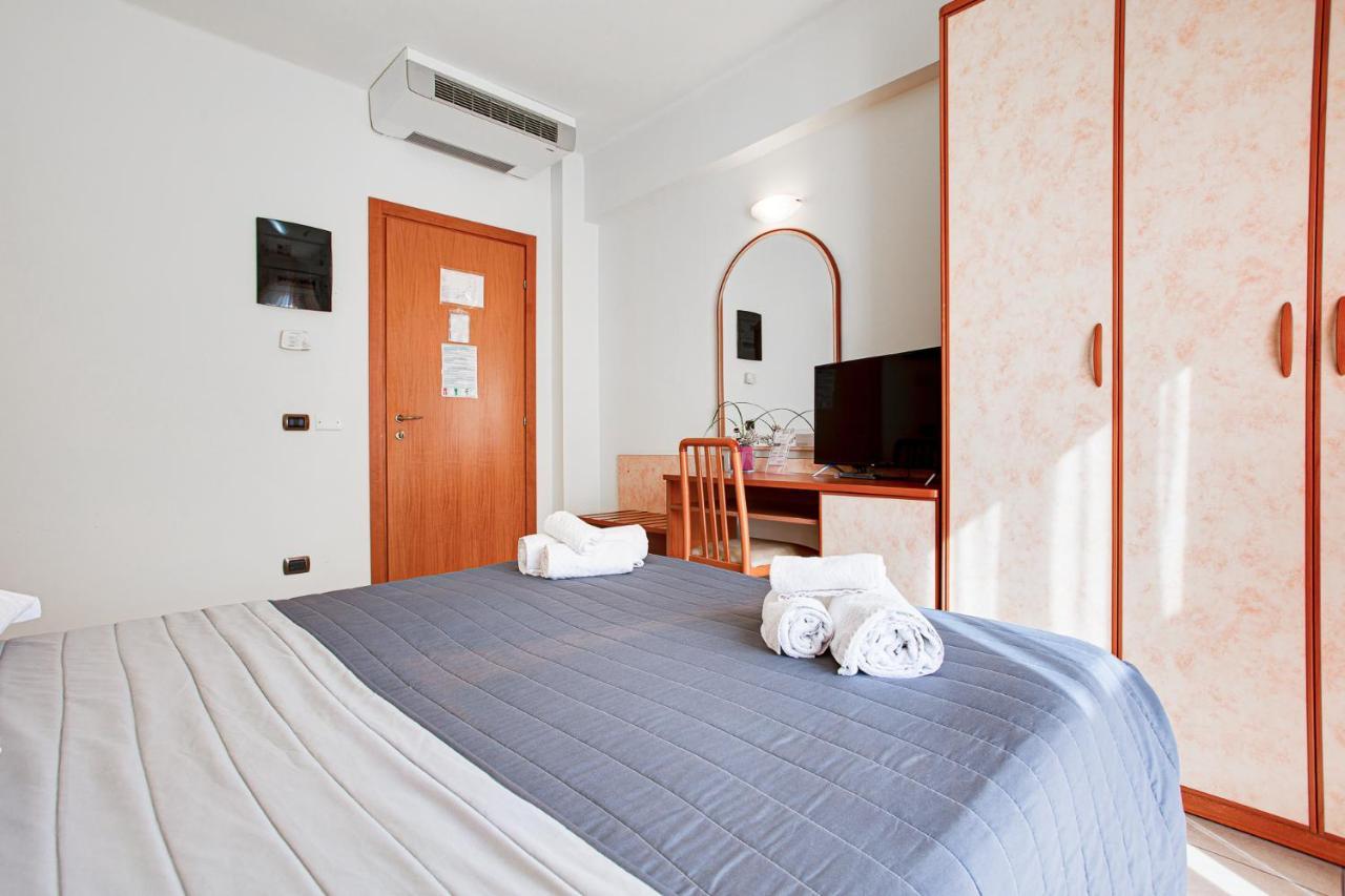 Hotel Villa Maria Cesenatico Eksteriør billede