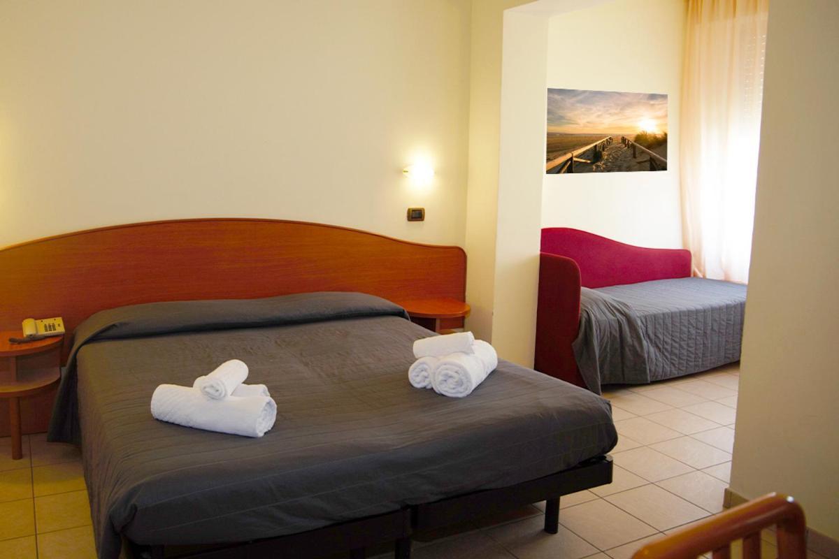 Hotel Villa Maria Cesenatico Eksteriør billede